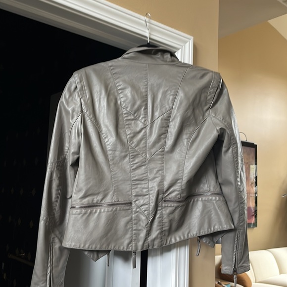 Blank nyc faux leather jacket. Great condition. - Picture 2 of 3